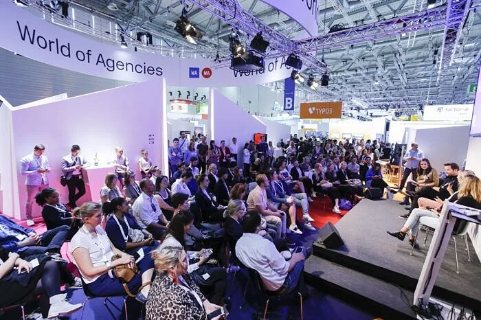 World of Agencies, Halle 8