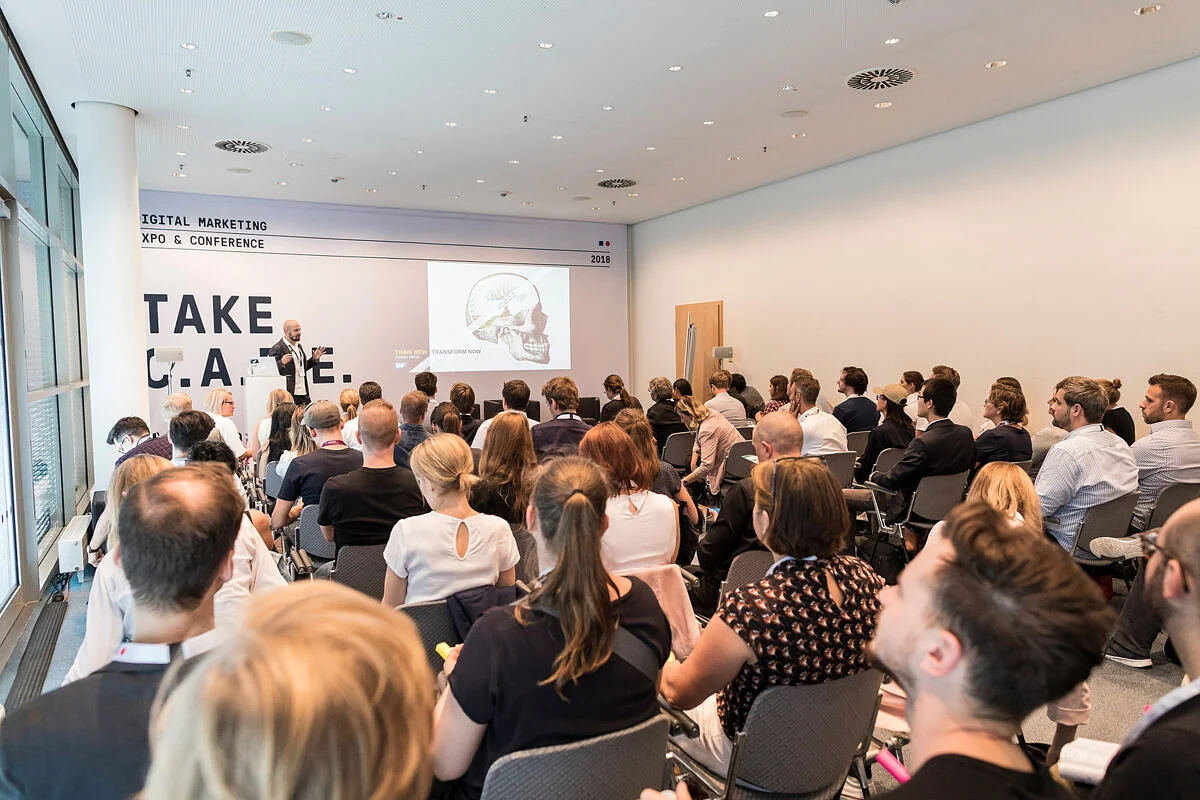 Marken im Netz - Die besten Seminare, Worklabs und Demos