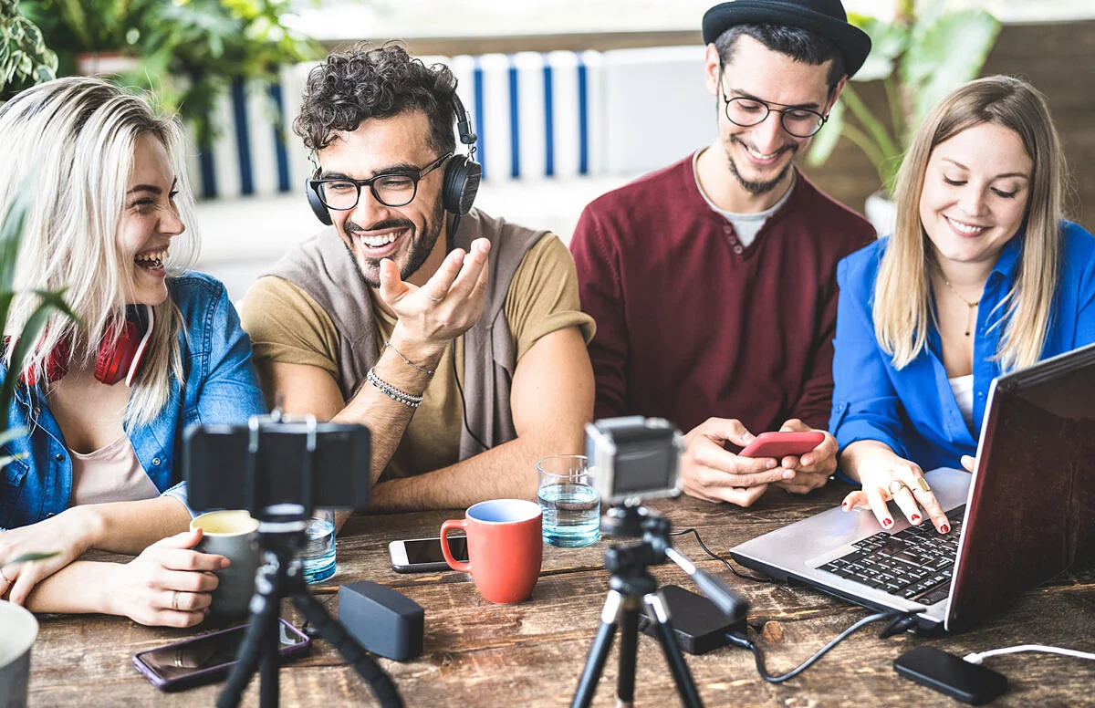 Um sich beim Cross Media Marketing nicht zu verzetteln, müssen vorab Insights über die Zielgruppe gewonnen werden.