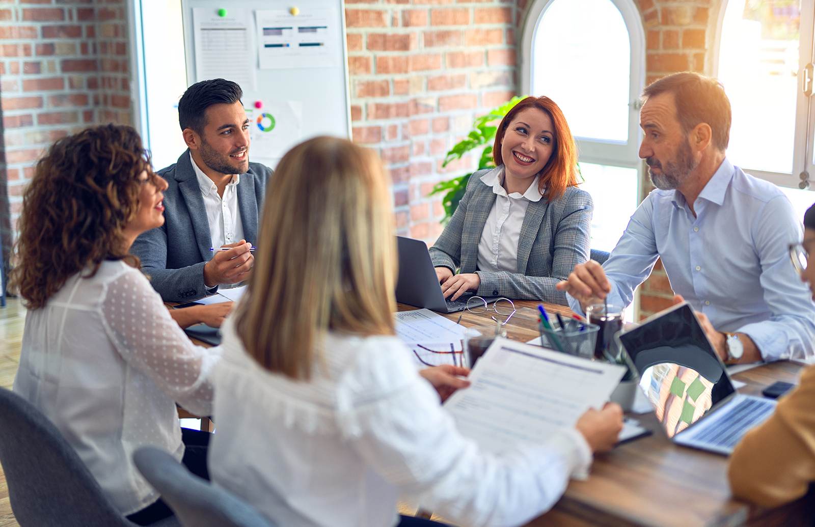 Corporate Digital Responsibility: heute wichtiger denn je. Zunehmend mehr Unternehmen verpflichten sich freiwillig zu einer Corporate Digital Responsibility.