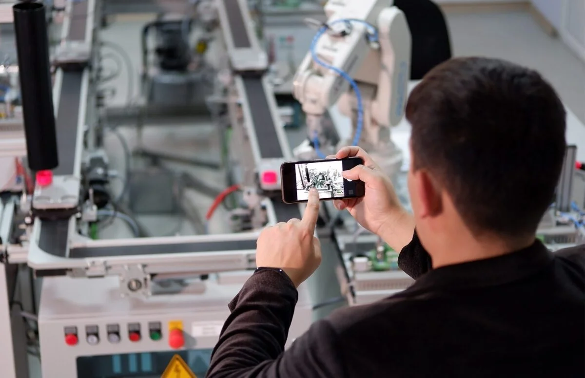 Mit dem Einsatz von AR-Technologie lässt sich die Produktentwicklung erheblich beschleunigen.