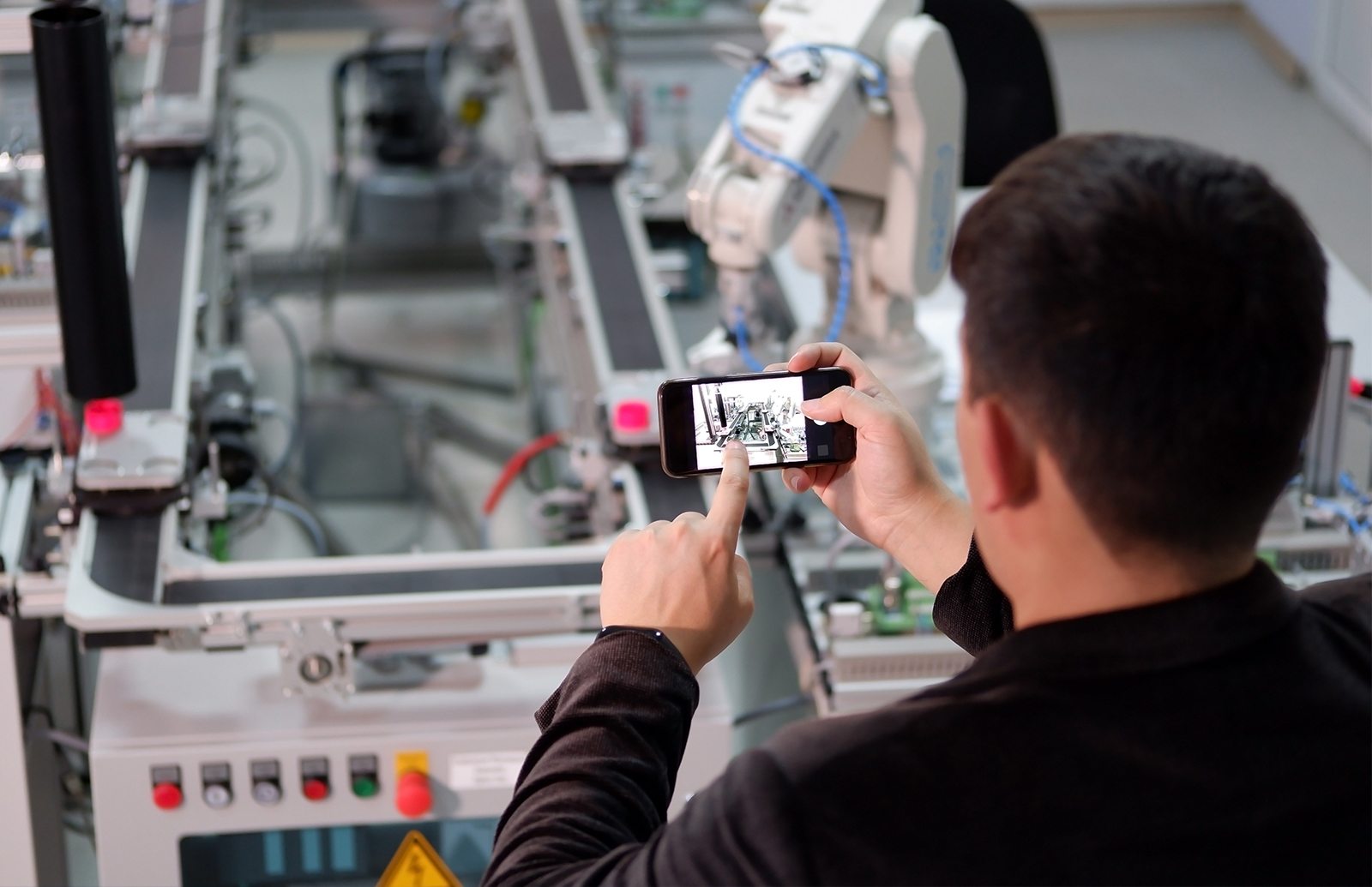 AR technologies for product development are enjoying increasing popularity. The use of AR technology can significantly accelerate product development.