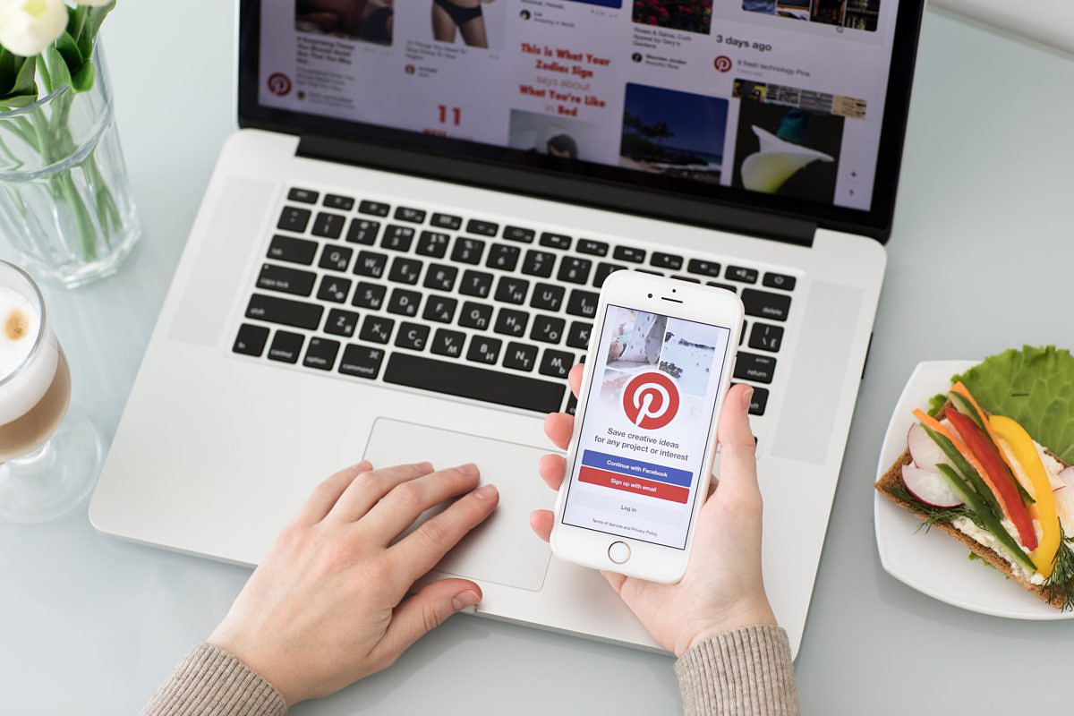 Unlike its predecessors, a Pinterest story doesn’t disappear.