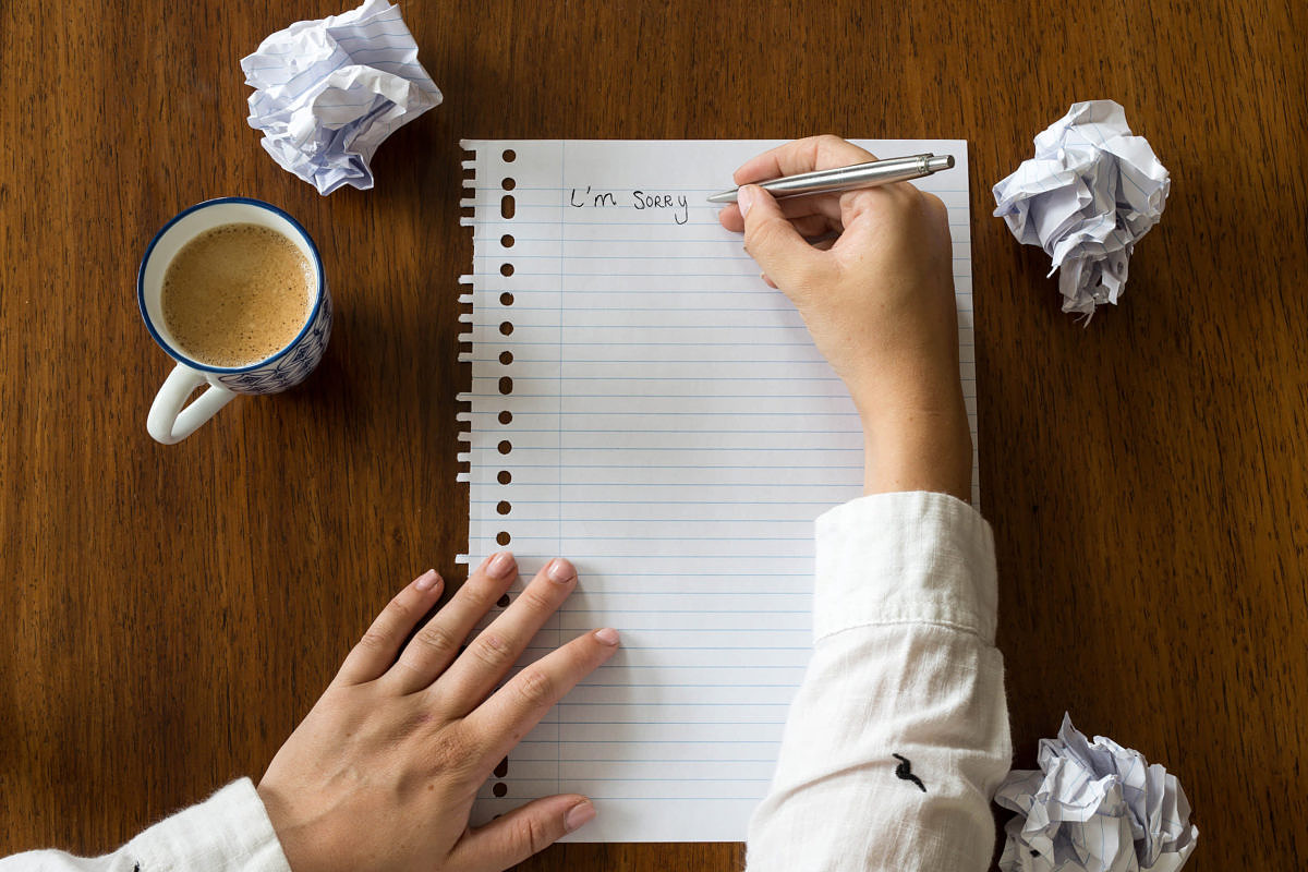 Finding the right way to apologize to customers isn't always easy. We have compiled some tips to help you.