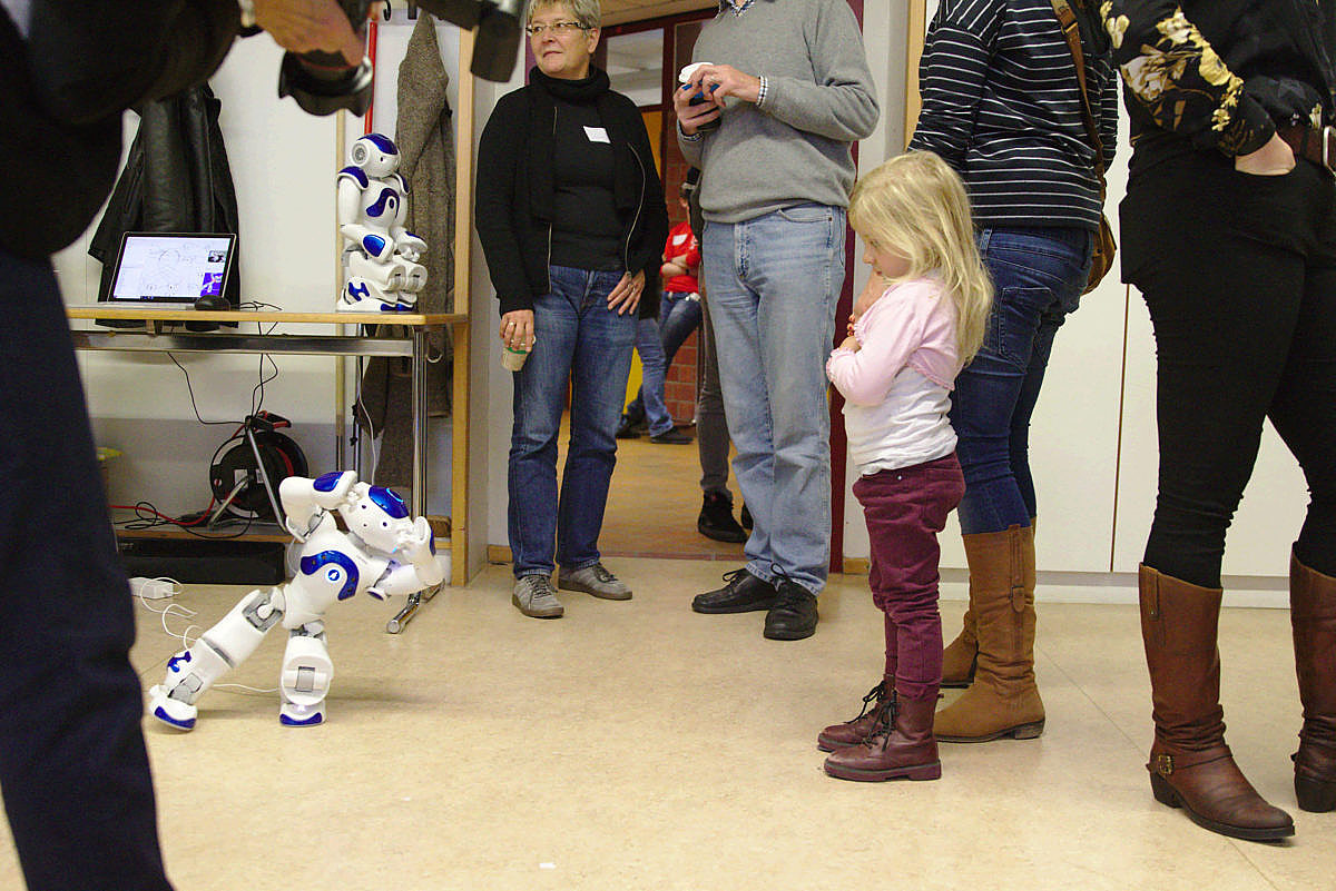 NAO robots are humanoid robots that are used in education. Humanoid NAO robots are used in education.
