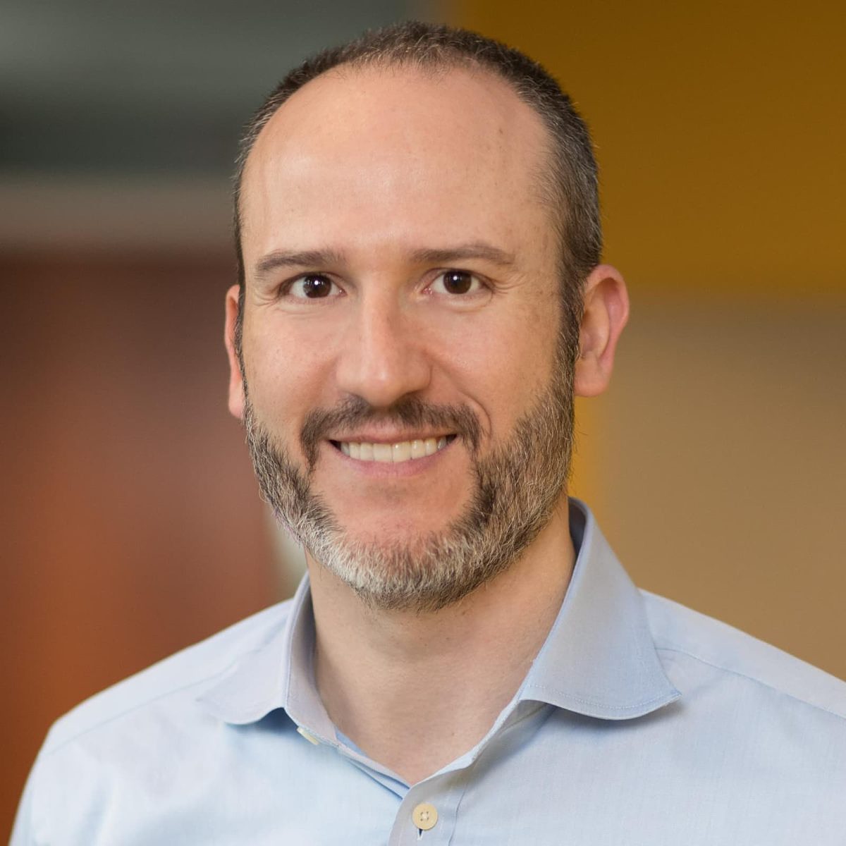 Roger Solé ist Chief of Marketing bei WeWork mit Sitz in New York. Roger Solé, CMO, WeWork, NY, DMEXCO Podcast.