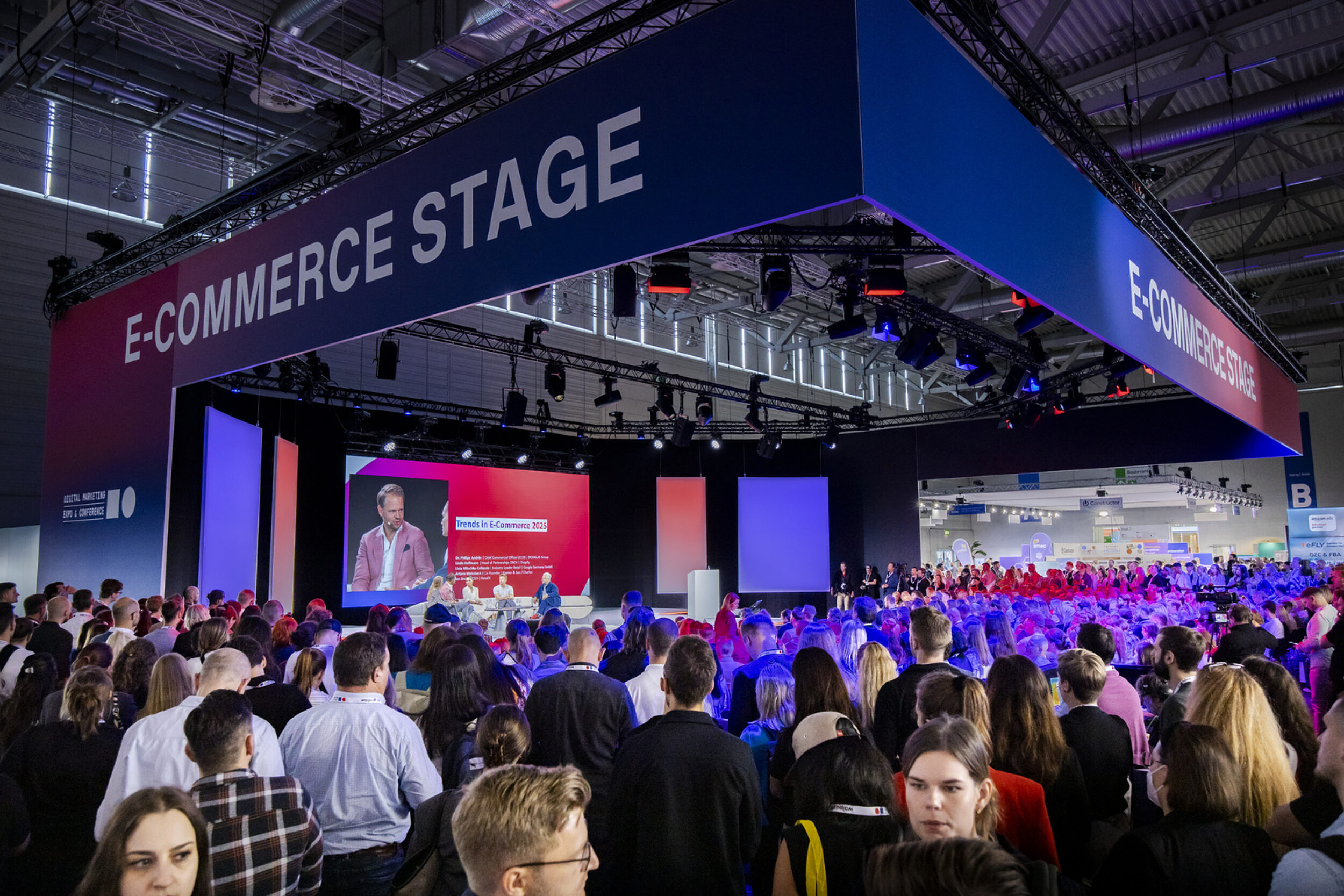 Large-240918_ES1_06_KV5-011 WoE - E-Commerce Stage 2024