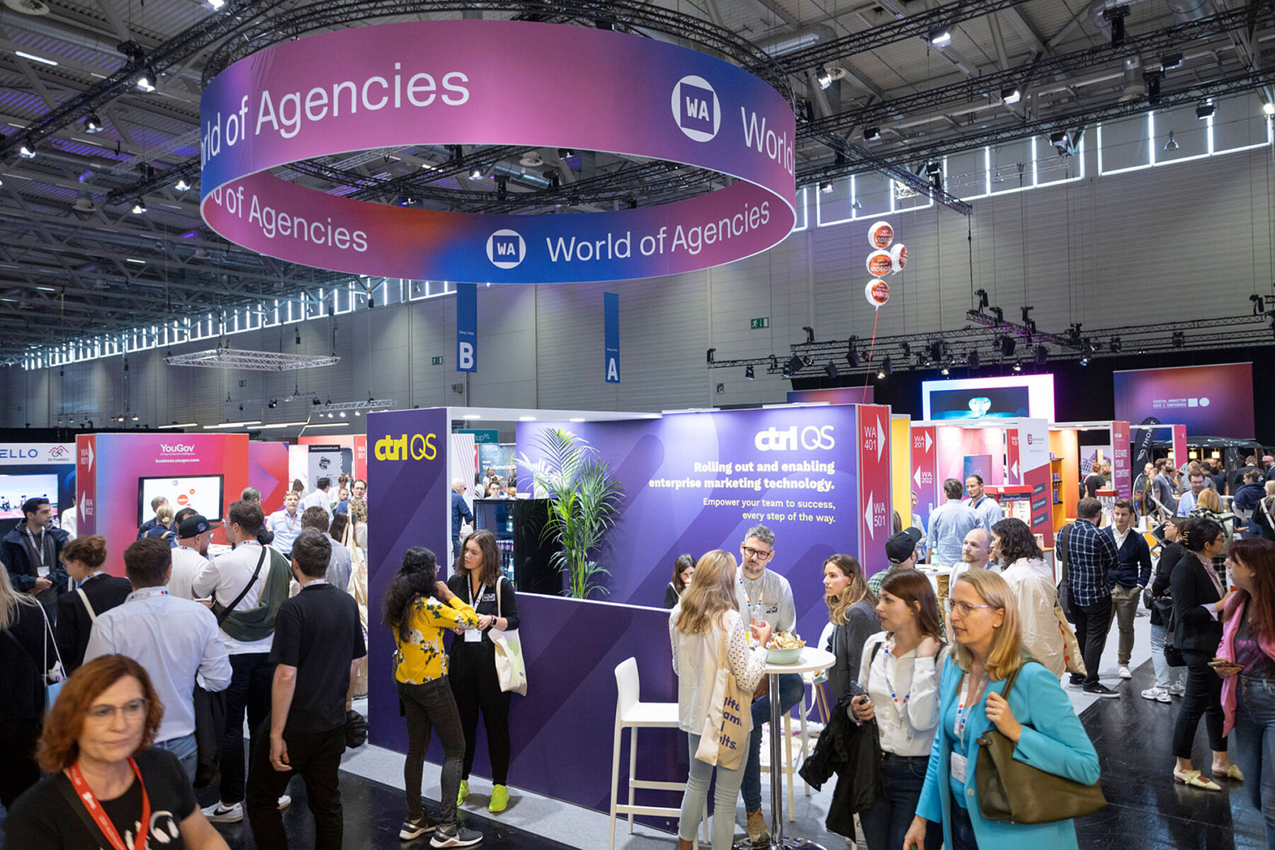 Large-Halle-8,-World-of-Agencies