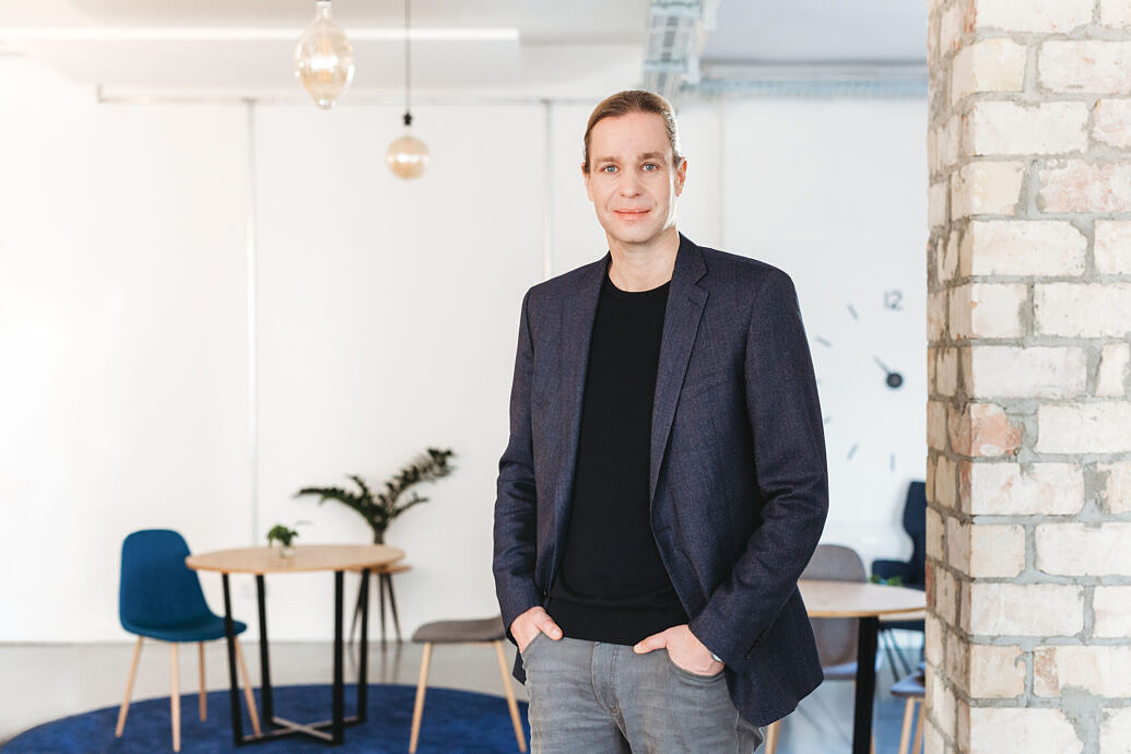 Steffen Braun (Civey) on the DMEXCO podcast about marketing without a black box 