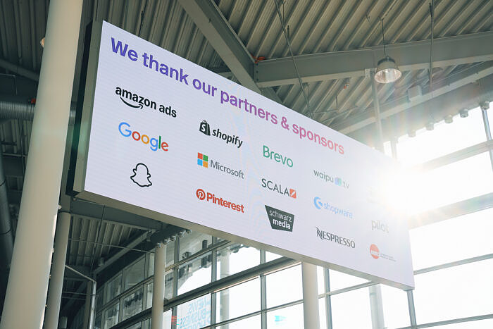 Large-240919_DMEXCO_Eingang-Nord_KV17-004-test