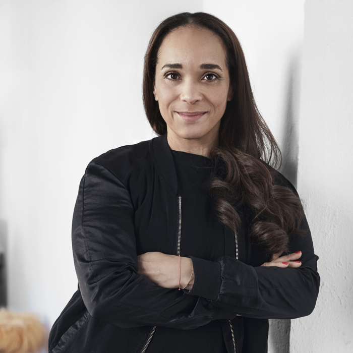 Mona-Roberts