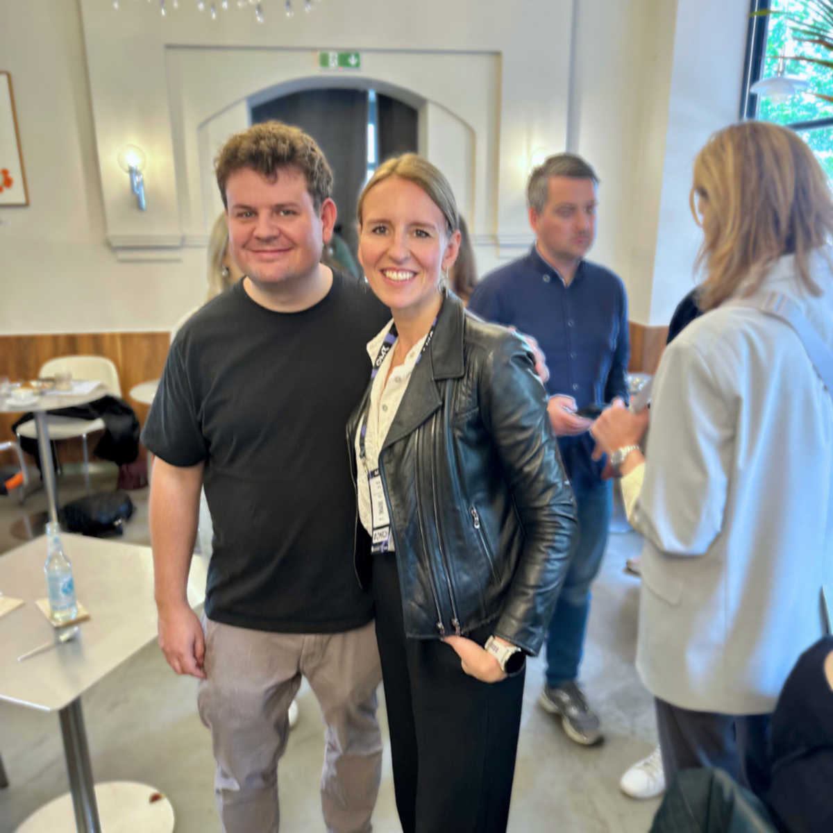 Porträt von Verena Gründel und Nick Turley