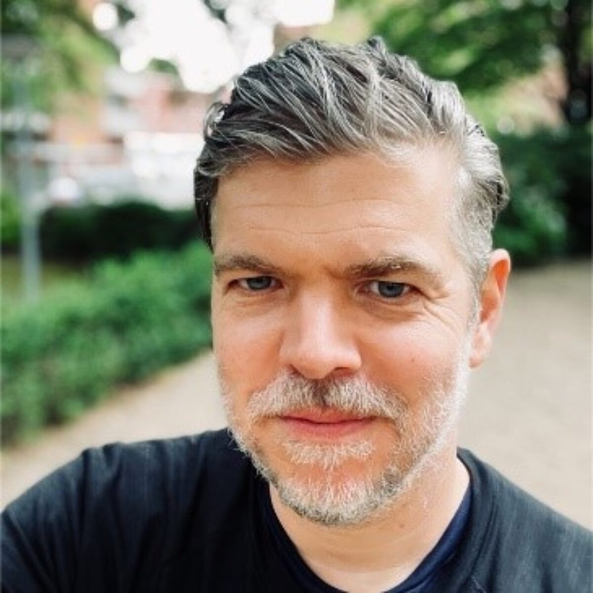 Portrait of Matthias Maurer (la red, BVDW)
