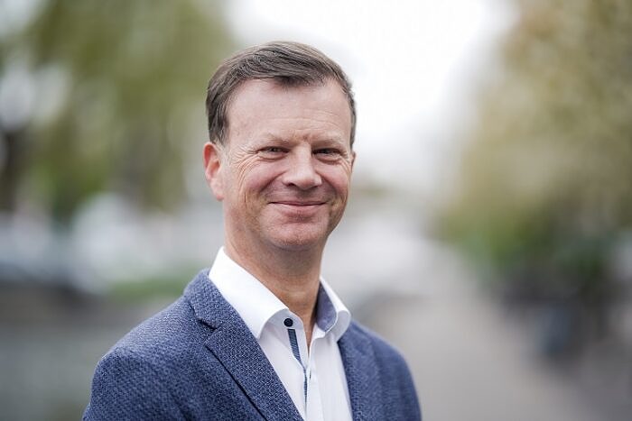 Dr. Kai Hudetz