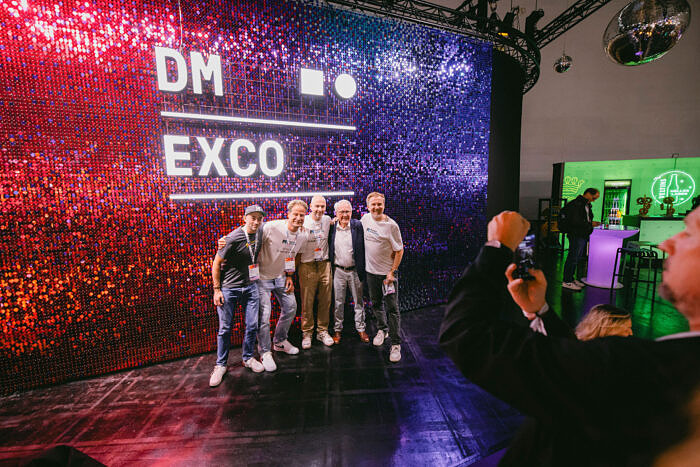 260924_DMEXCO_Shimmerwall_005