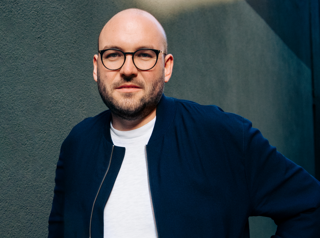 Portrait of Chris Jungjohann, CEO of Ogilvy Group Germany. 